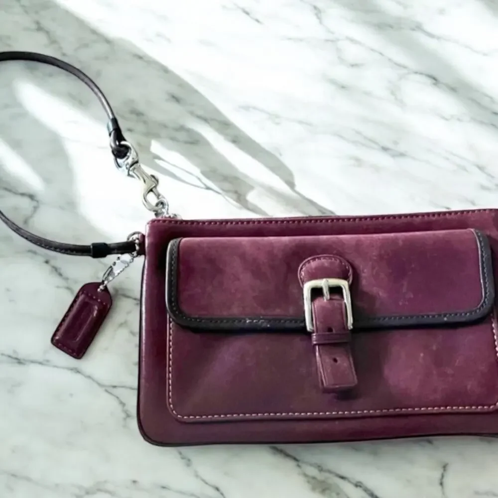 VINTAGE COACH Clutch Bag Y2K Red Leather Clutch Brown Trim Wristlet 744-23